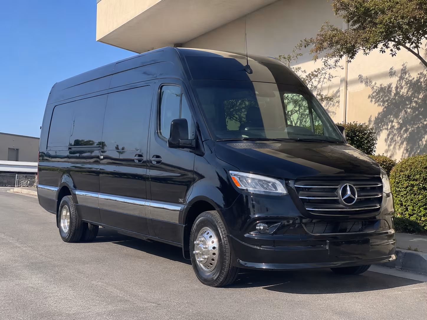 bus rental options for boise trips
