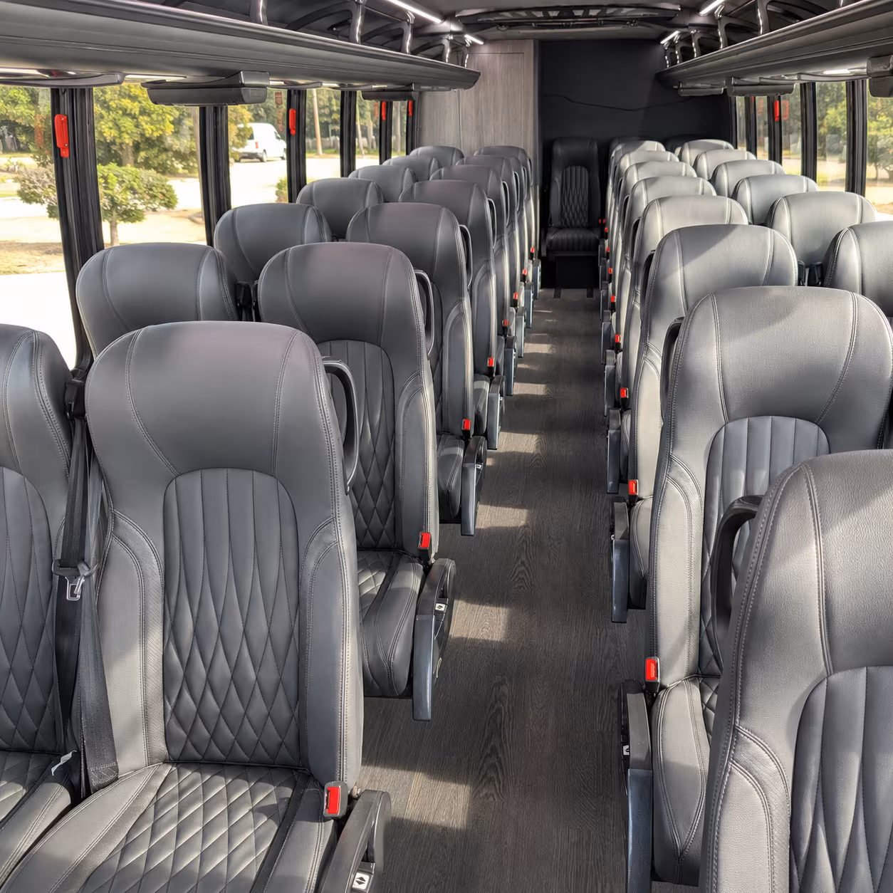 find and book transportation for your next airport transfer 3