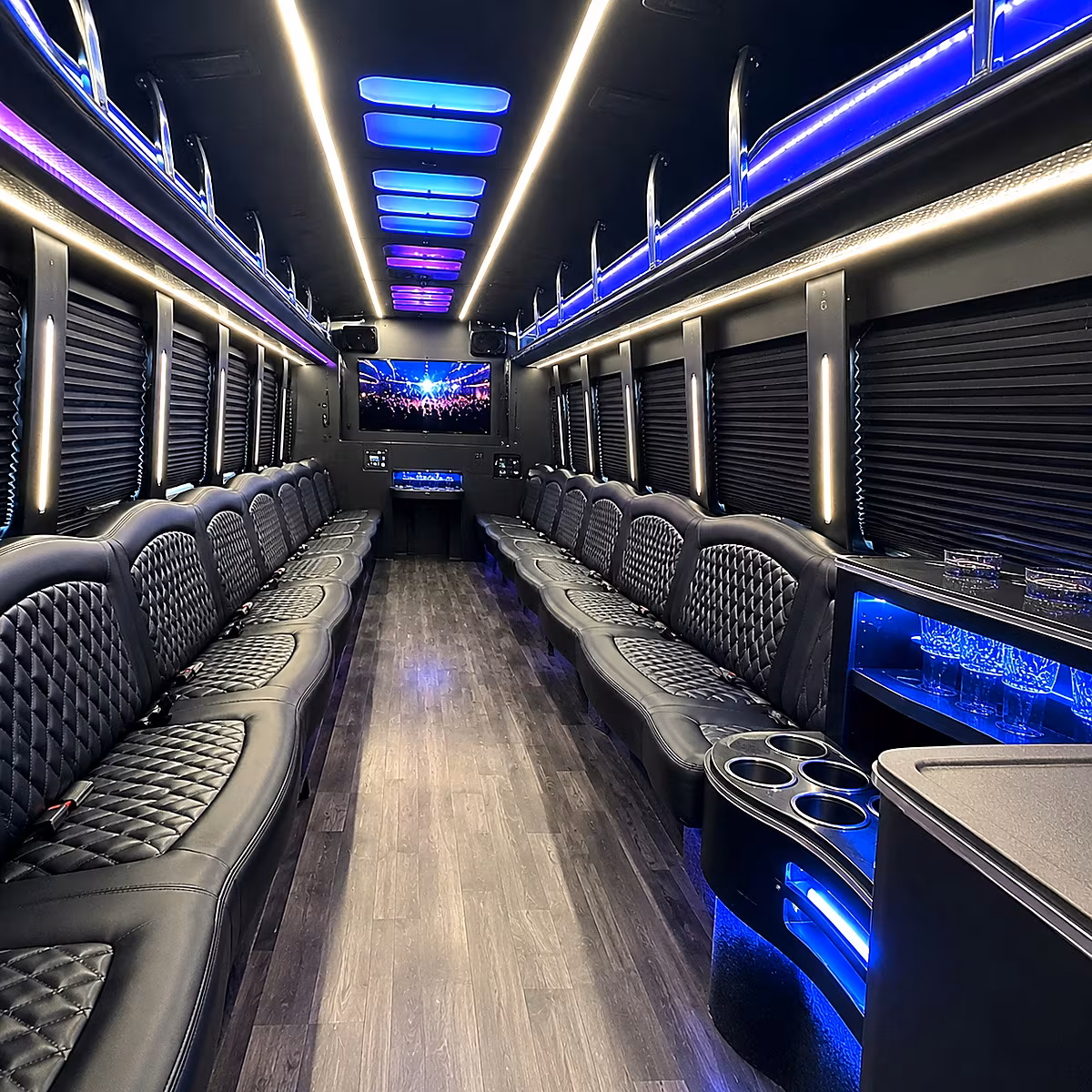 how the number of stops and hold time between them affect total booked hours in boise