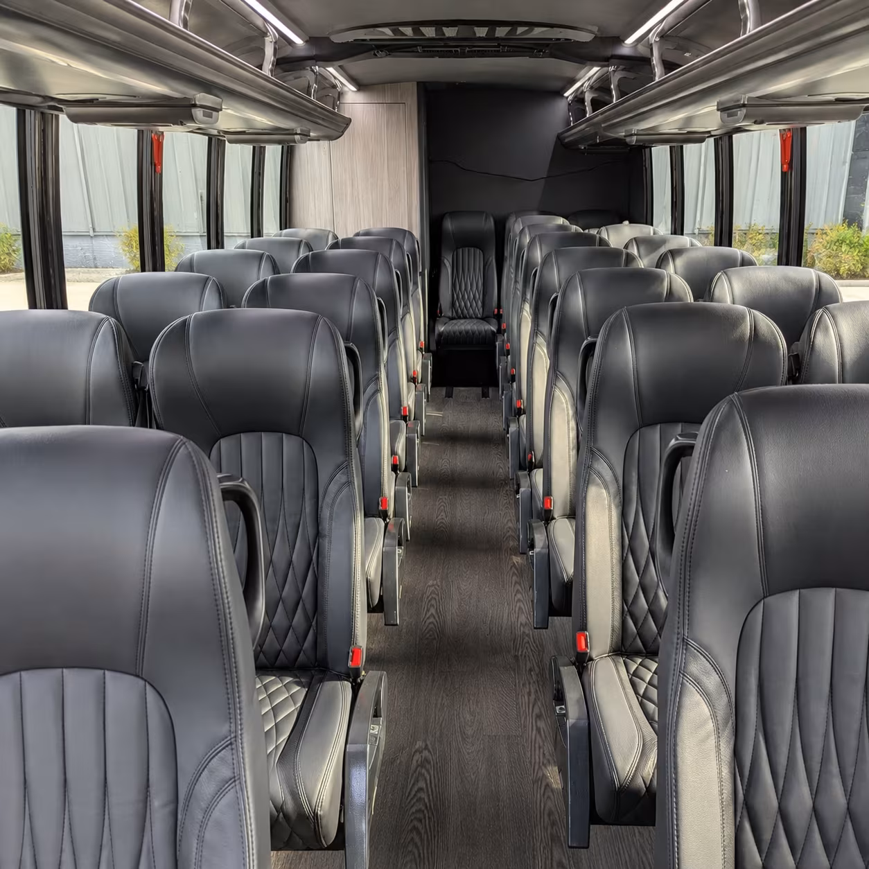 minibuses and sprinter vans for executive group transportation in boise