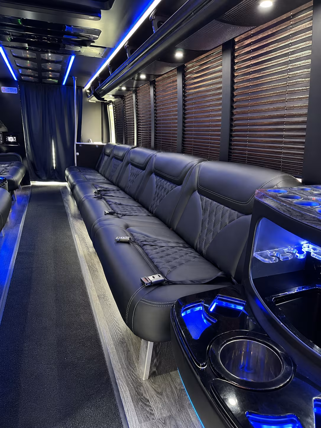 school field trip and group bus rentals in boise