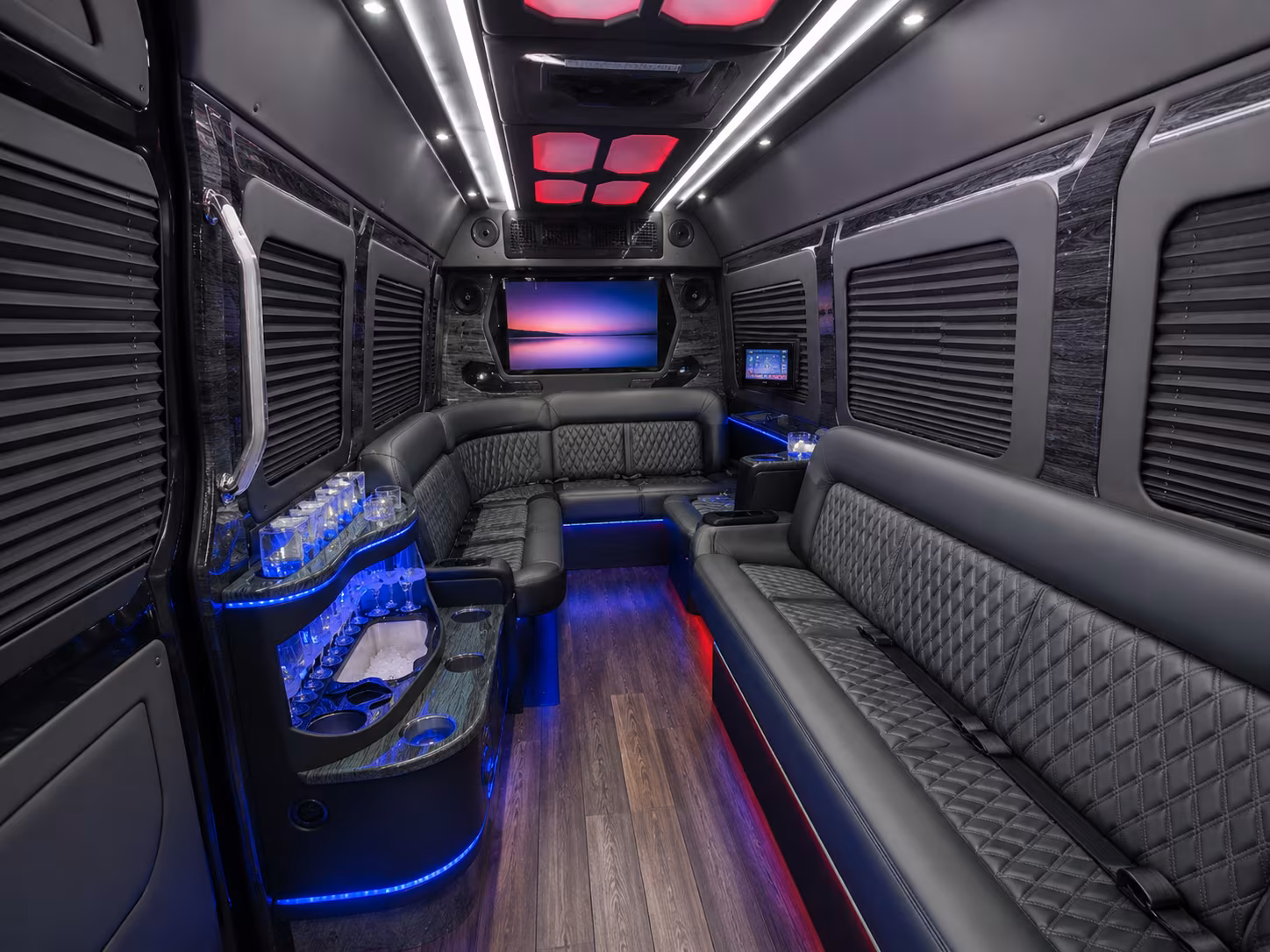 sprinter van and minibus rentals for sunnyslope wine country day trips